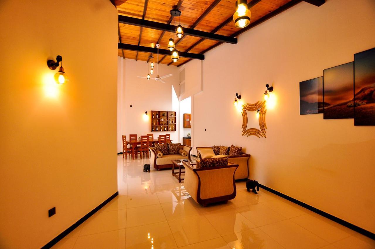 Sachinro Hotel Mirissa Exterior photo