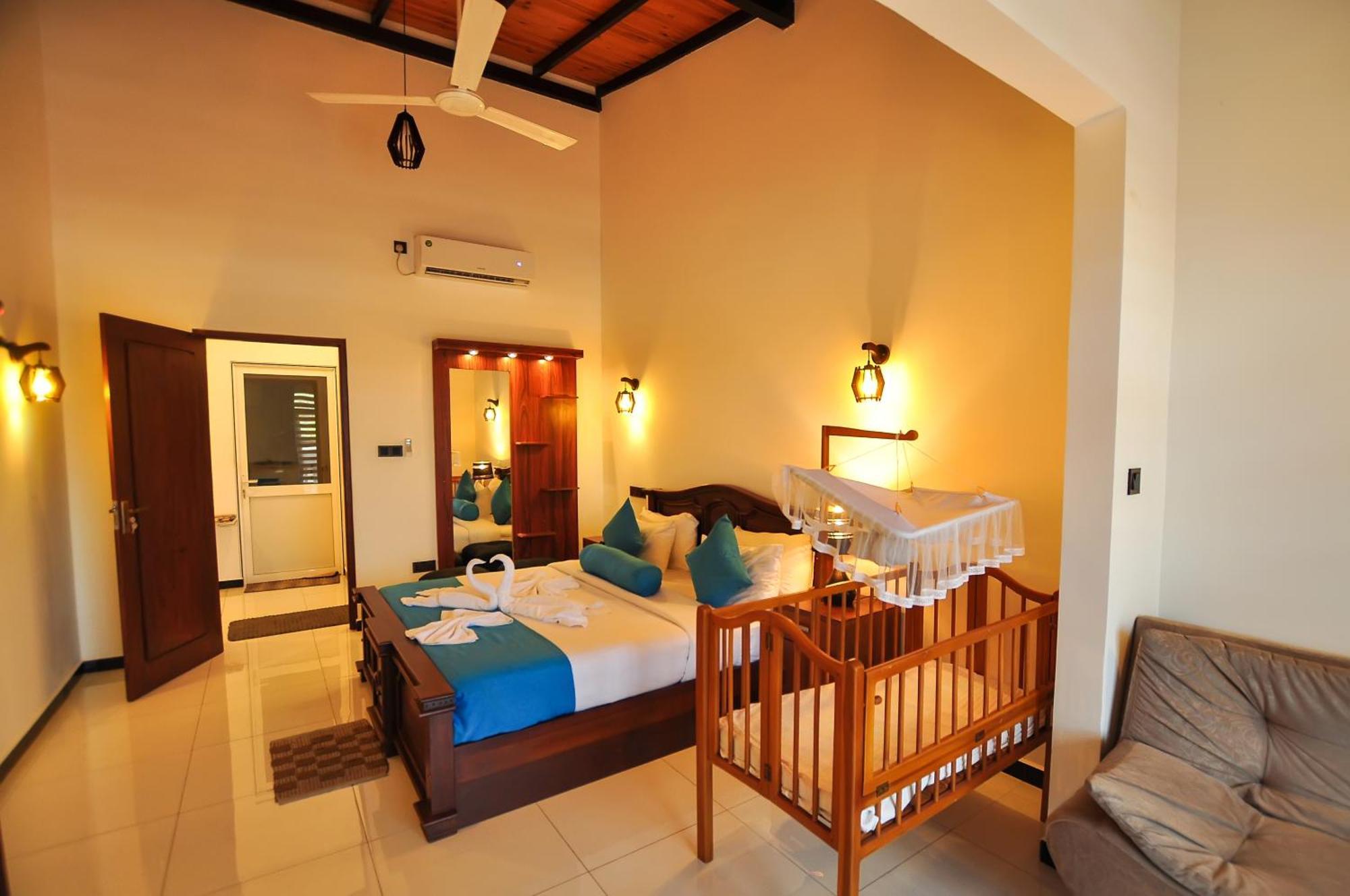 Sachinro Hotel Mirissa Exterior photo